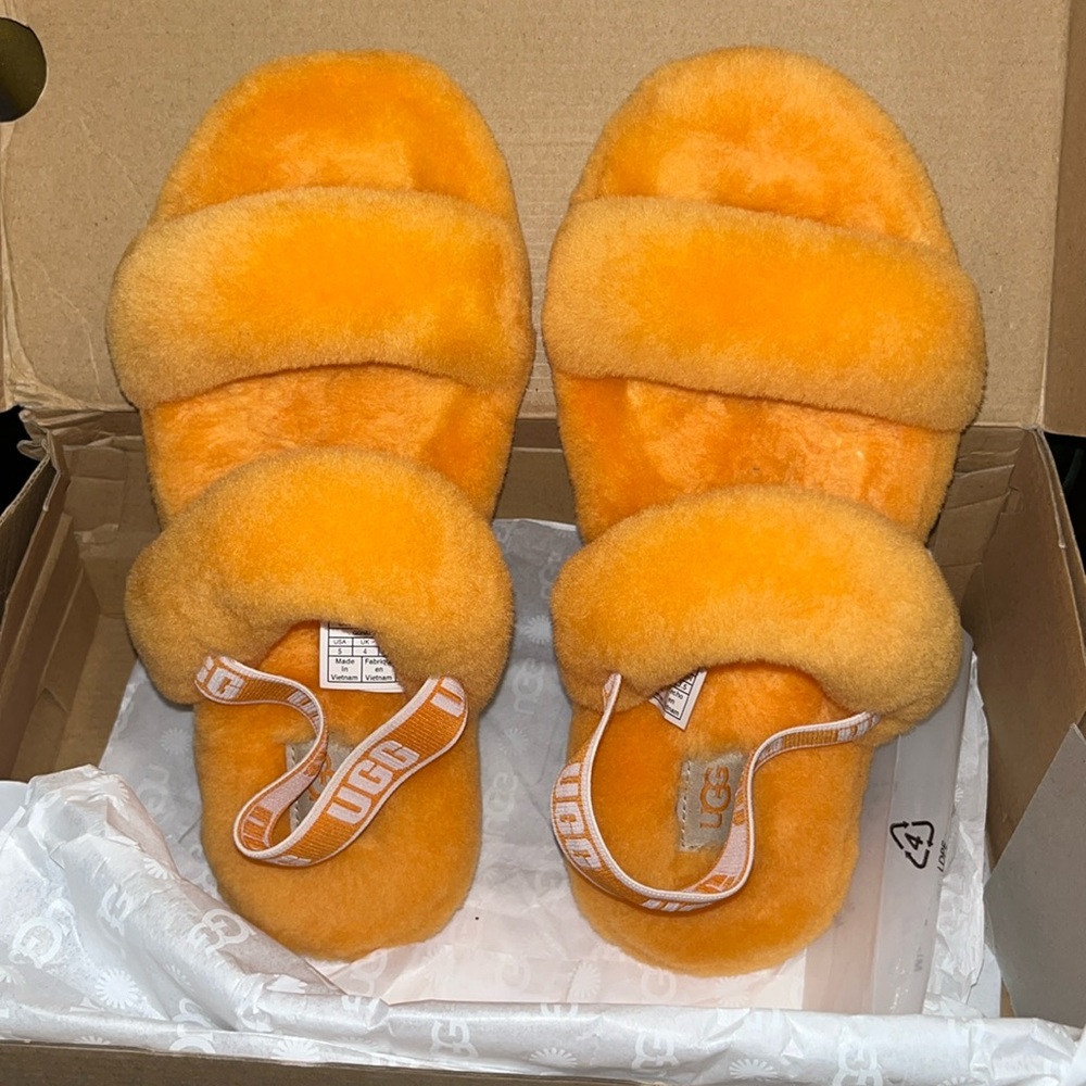 YOUTH UGG SLIPPER (OUTDOOR WEAR)